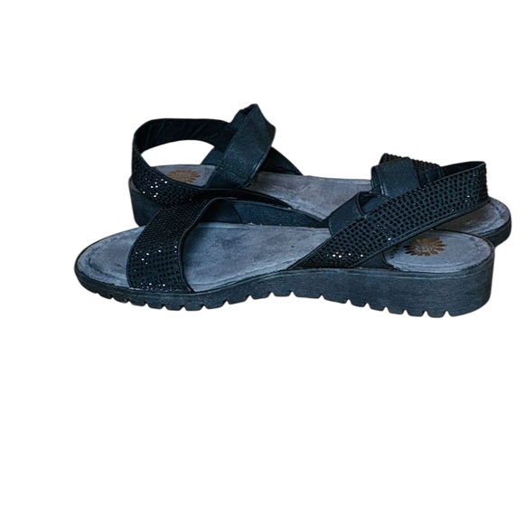 Yellowbkx Black Embellished Sandals - Picture 6 of 9